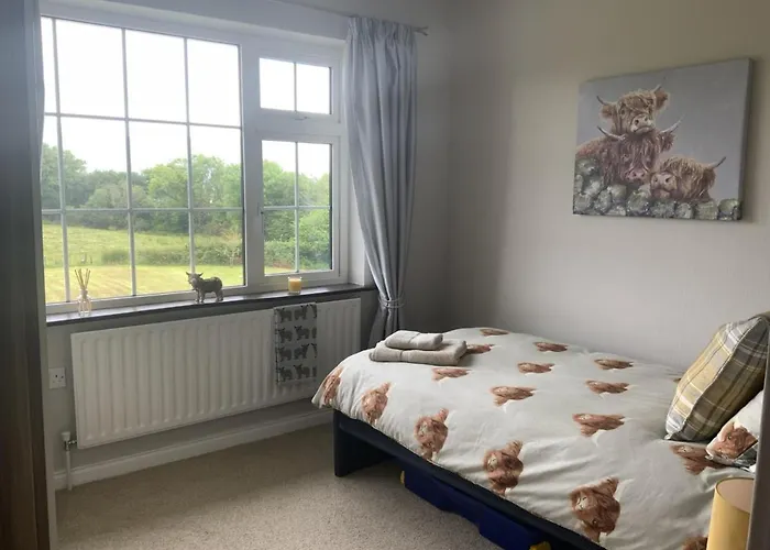 Broomfields Greenane